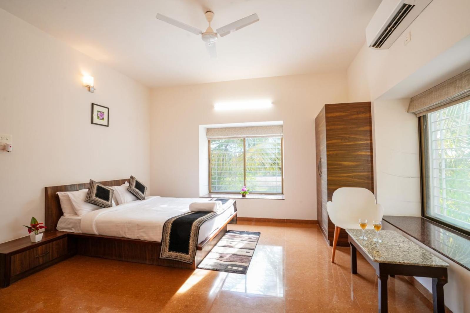 White Coco House 4Bhk Villa Nashik Exterior photo